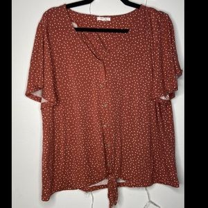 3 FOR $15 - Maurices Polkadot Crop Top
